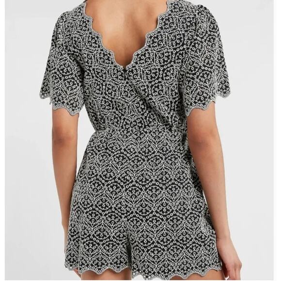 EXPRESS NWT Black & White Lace Eyelet Romper // S - Picture 2 of 16